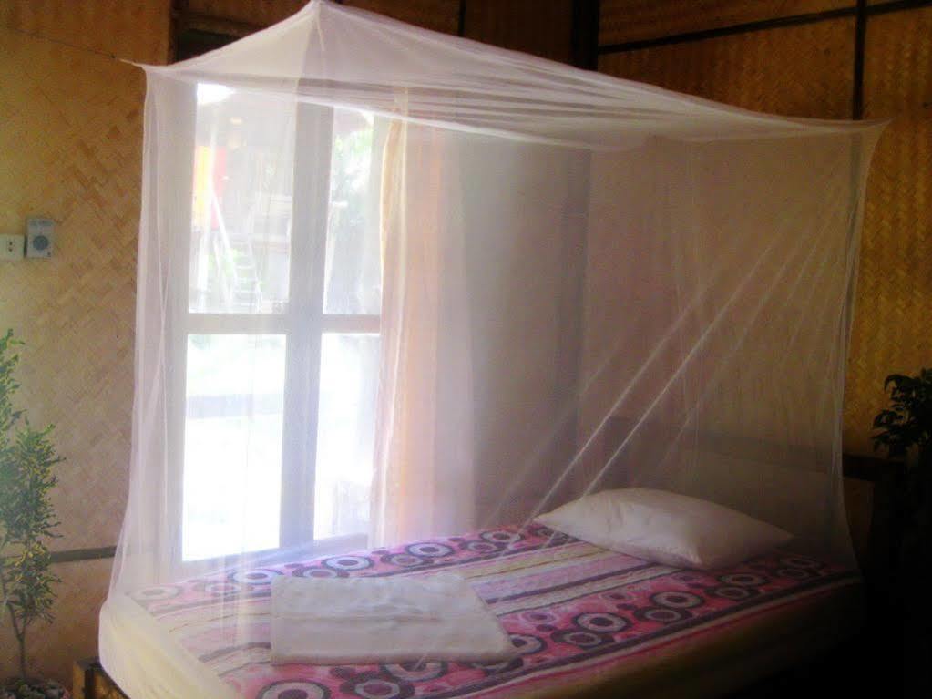 Chill Out Bar & Bungalow Hotell Railay-stranden Eksteriør bilde