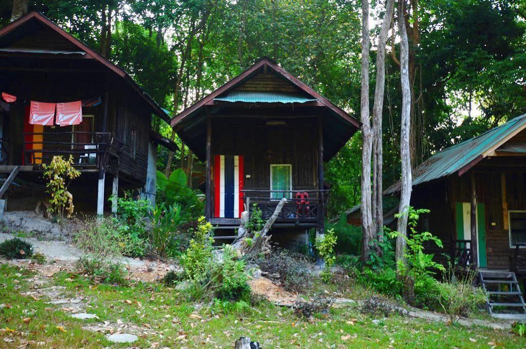 Chill Out Bar & Bungalow Hotell Railay-stranden Eksteriør bilde
