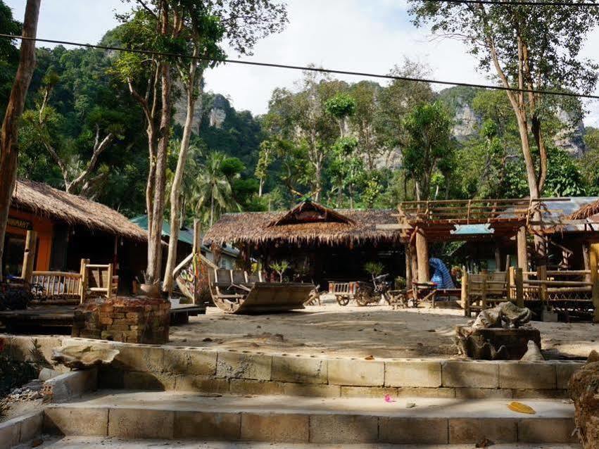 Chill Out Bar & Bungalow Hotell Railay-stranden Eksteriør bilde